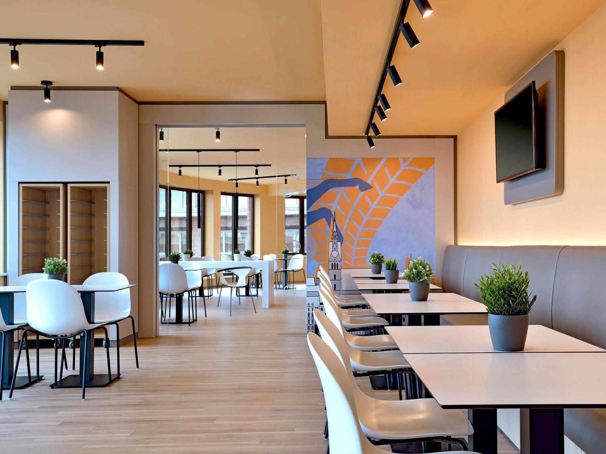 B&B Hotel Hannover-City Bagian luar foto
