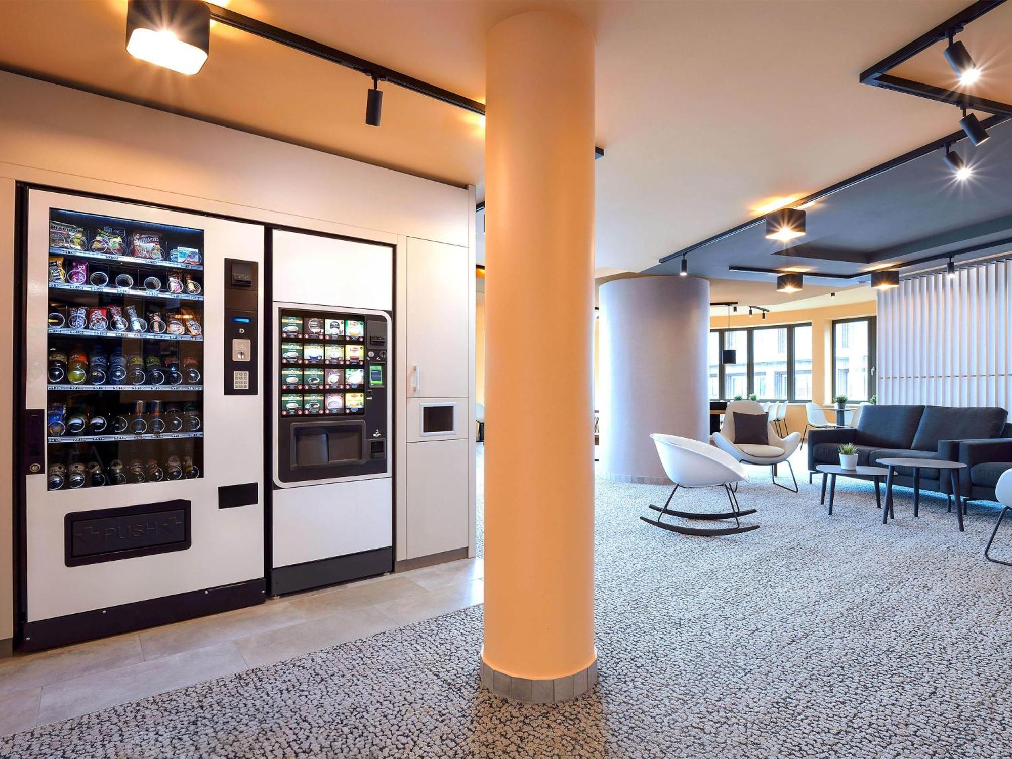 B&B Hotel Hannover-City Bagian luar foto