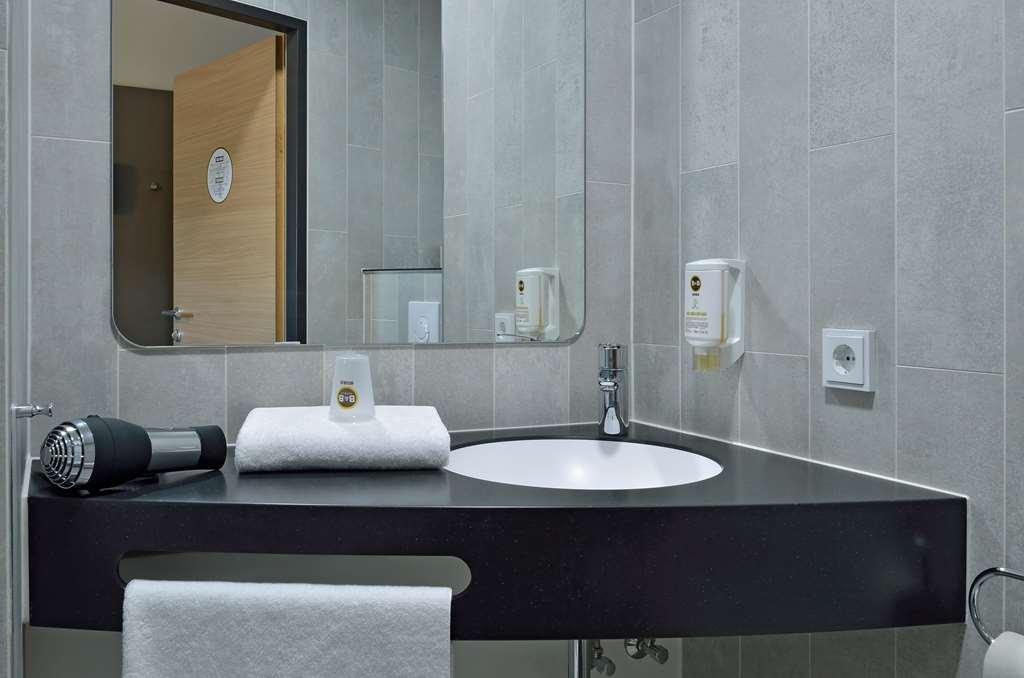 B&B Hotel Hannover-City Ruang foto